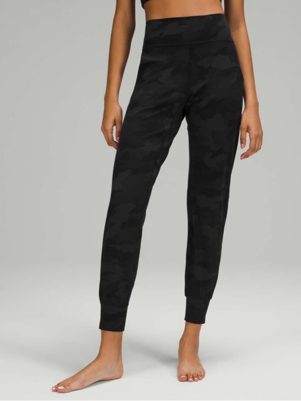 Lululemon Women’s Camo Align Joggers 28"